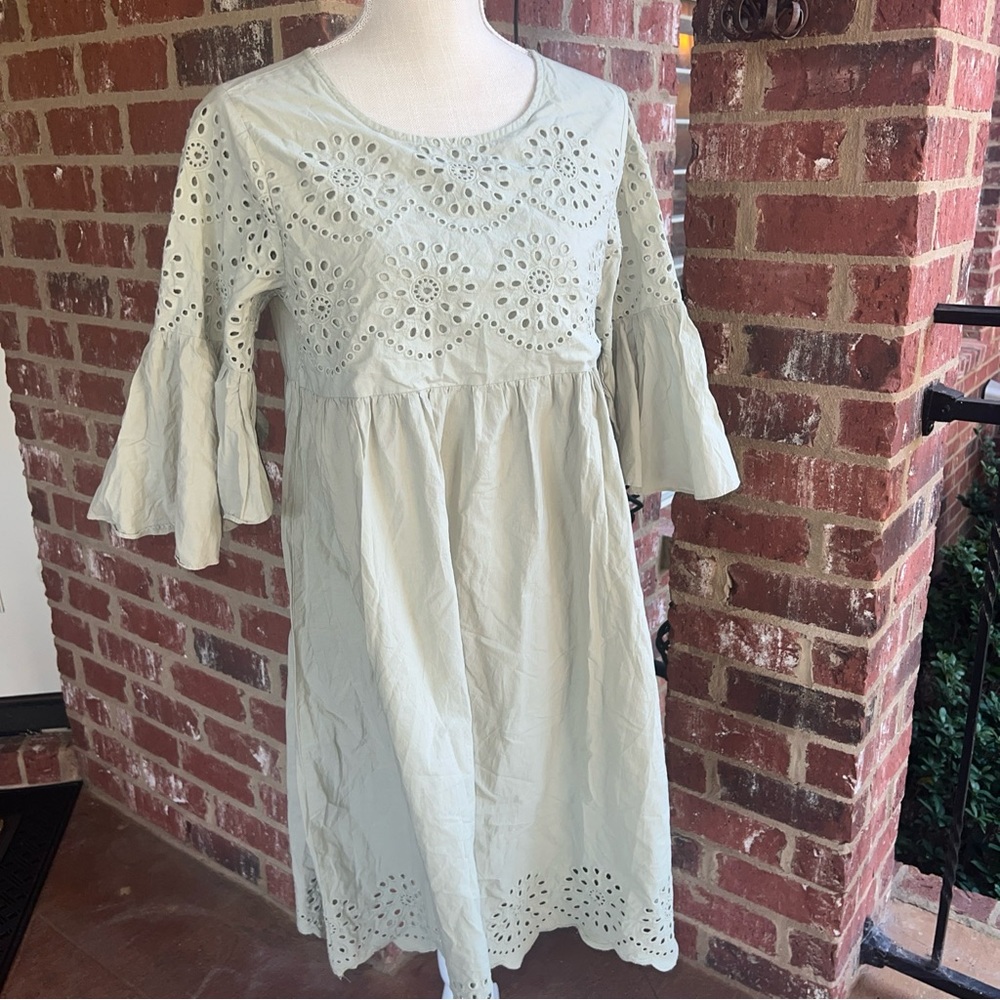 Calstyle Day Dress Green Medium Eyelet 3/4 Belle Sleeve Babydoll